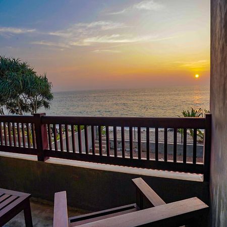 Beyond The Sea By Ceylonese Hotel Ambalangoda  Eksteriør billede
