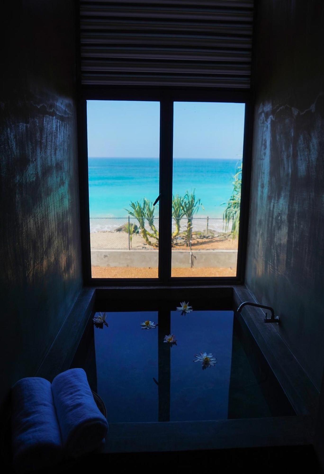 Beyond The Sea By Ceylonese Hotel Ambalangoda  Eksteriør billede