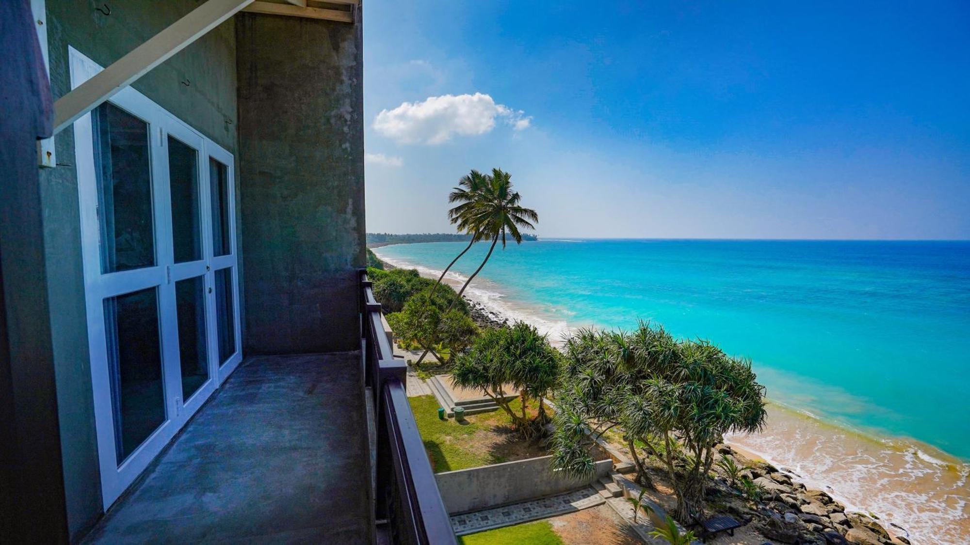 Beyond The Sea By Ceylonese Hotel Ambalangoda  Eksteriør billede
